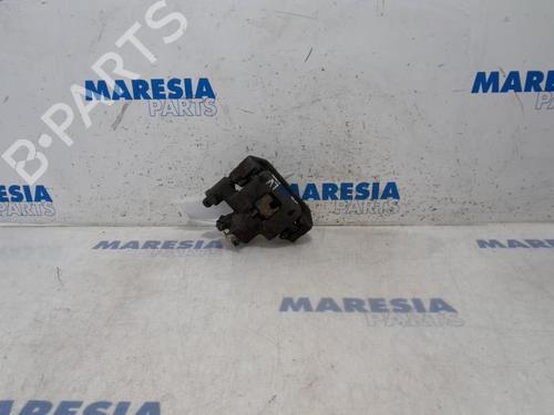 Used Left front brake caliper FIAT 500 (312_) 1.2 (312AXA1A) (69 hp) 31434706