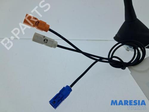 Antenne/Base CITROËN C3 III (SX) 1.2 THP 110 (SXHNPS, SXHNZT, SXHNZ6) | BP36364534C140 - Image 4