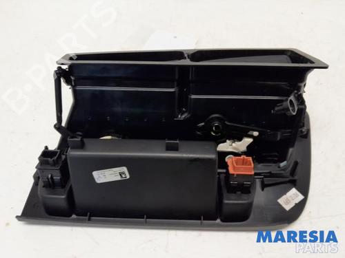 Air vent PEUGEOT 5008 (0U_, 0E_) 1.6 16V | BP31491097I21