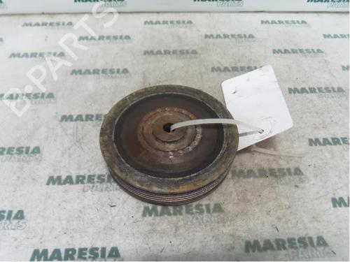 pulley-renault-scenic-i-mpv-ja01_-fa0_-1999-2000-2001-2002-2003-2004-2005-2006-2007-2008-2009-2010-31482491 main image