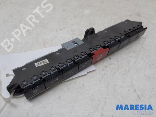 Warning switch FIAT PANDA (312_, 319_) 0.9 (312PXG1A) | BP31392340I22