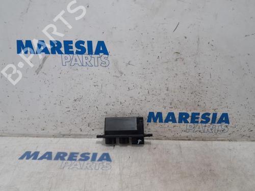 Used Lights ECU RENAULT GRAND SCÉNIC III (JZ0/1_) 1.6 dCi (JZ00, JZ12) (130 hp) 31421476
