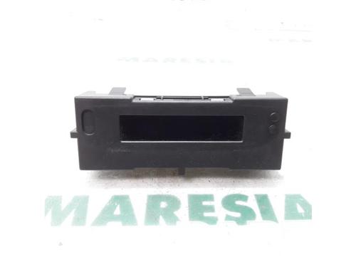 electronic-module-renault-clio-iii-br01-cr01-2005-2006-2007-2008-2009-2010-2011-2012-2013-2014-31433851 main image