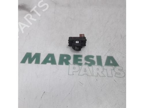 Used Switch PEUGEOT 207 CC (WD_) 1.6 16V (120 hp) 31427314