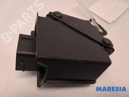 Used Switch CITROËN C4 CACTUS 1.6 BlueHDi 100 (99 hp) 31536067