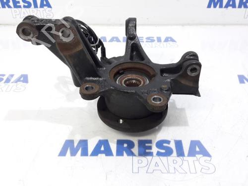 Used Right front steering knuckle RENAULT CLIO IV Grandtour (KH_) 1.5 dCi 90 (KHN3, KHN4) (90 hp) 31441484