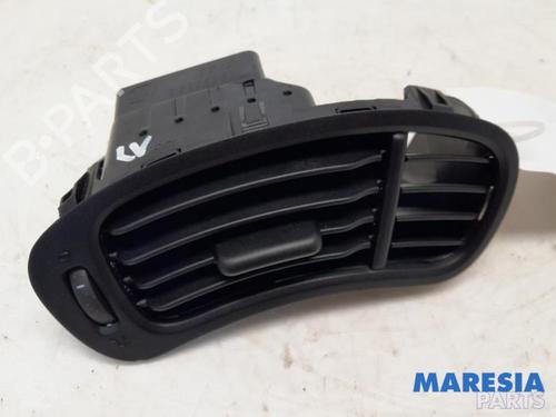 Used Air vent FIAT PANDA (312_, 319_) 1.2 (312PXA1A) (69 hp) 31524697