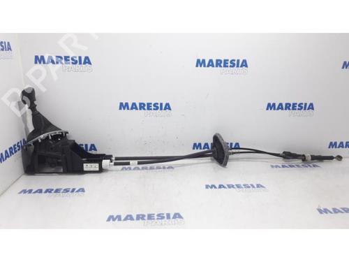 Used Gear lever Gear lever RENAULT LAGUNA III Grandtour (KT0/1) 2.0 dCi (KT01, KT08, KT09, KT0K, KT12, KT1D, KT1W) (150 hp) 31401468 31401468