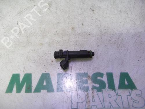 Used Injector PEUGEOT 307 (3A/C) 2.0 16V (140 hp) 31418041