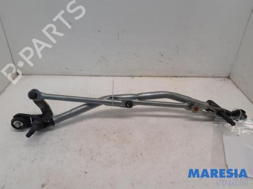 Used Front wipers mechanism CITROËN C4 III (BA_, BB_, BC_) ë-C4 (BCZKXC, BZCKSC) (136 hp) 31535262
