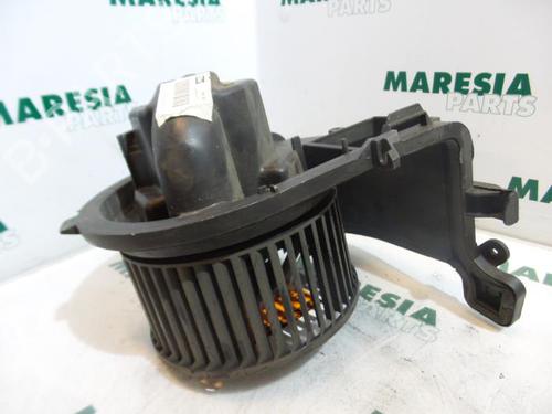 heater-blower-motor-renault-clio-ii-bb_-cb_-1998-1999-2000-2001-2002-2003-2004-2005-2006-2007-2008-2009-2010-2011-2012-2013-2014-2015-2016-31390724 main image