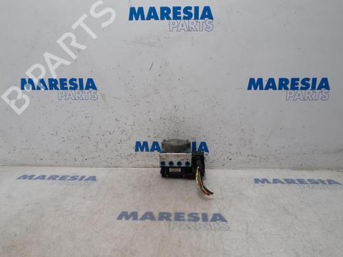 Used ABS pump FIAT 500 (312_) 1.2 (312AXA1A) (69 hp) 31455514