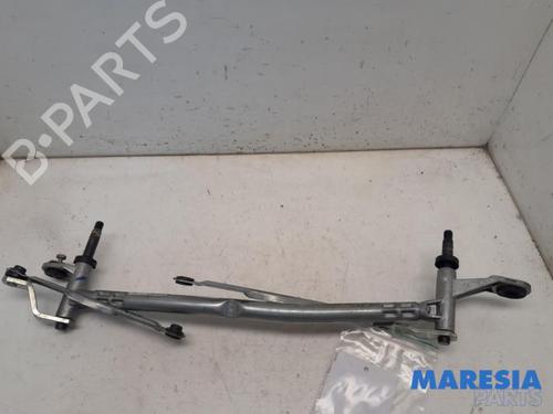 Used Front wipers mechanism PEUGEOT 3008 II SUV (MC_, MR_, MJ_, M4_) 1.2 THP/ PureTech 130 (MRHNSM, MRHNSU, MRHNSJ, MRHNYW,... (131 hp) 31451154