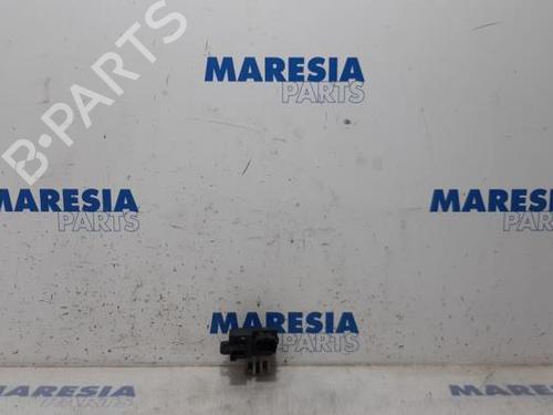 Used Electronic sensor RENAULT CLIO IV Grandtour (KH_) 1.5 dCi 90 (KHN3, KHN4) (90 hp) 31499481