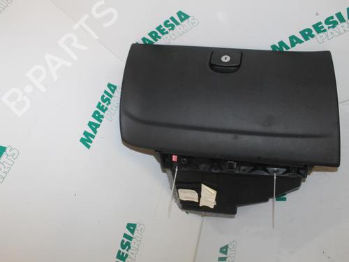 Used Glove box PEUGEOT 407 Coupe (6C_) 2.2 16V (163 hp) 31416820