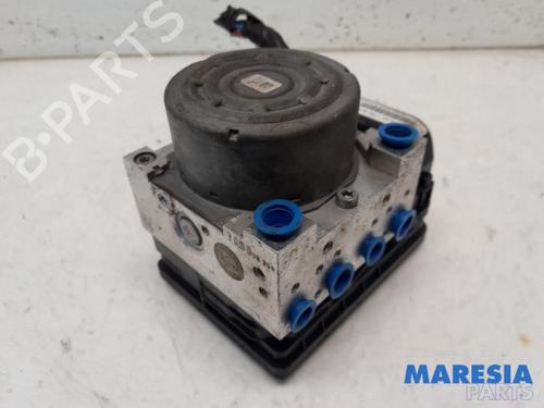 Used ABS pump CITROËN C4 CACTUS 1.2 VTi 82 (82 hp) 31412836