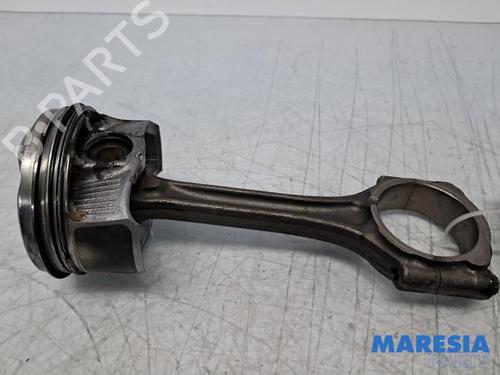 Used Other Other PEUGEOT 308 II (LB_, LP_, LW_, LH_, L3_) 1.2 THP 130 (131 hp) 33296407 33296407