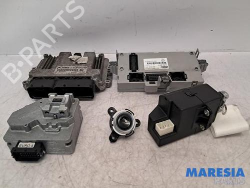 Used Engine control unit (ECU) ALFA ROMEO 159 Sportwagon (939_) 1.8 TBi (939BXN1B) (200 hp) 31500870