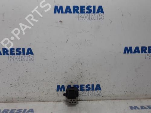 electronic-sensor-peugeot-307-cc-3b-2003-2004-2005-2006-2007-2008-2009-31505687 main image