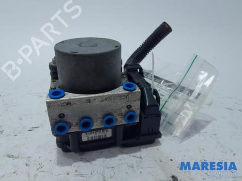 Used ABS pump CITROËN C1 (PM_, PN_) 1.0 (68 hp) 31502896