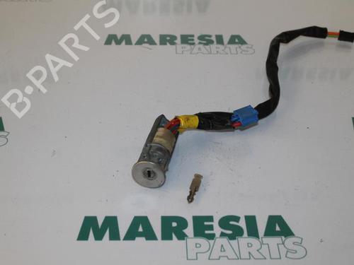 Used Ignition barrel PEUGEOT 206 CC (2D) 1.6 16V (2DNFUF, 2DNFUR) (109 hp) 31400831