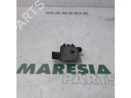 Used Headlight adjuster motor PEUGEOT 508 SW I (8E_) 2.0 BlueHDi 180 (180 hp) 31521538