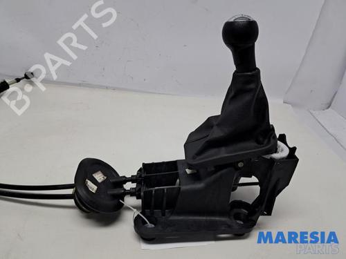 Gear lever CITROËN C3 II (SC_) 1.2 VTi 82 | BP32012024M90
