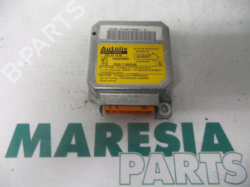Used ECU airbags PEUGEOT 206 Hatchback (2A/C) 1.4 i (75 hp) 31527866