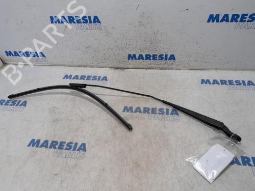 Used Front windshield wiper arm RENAULT SCÉNIC III (JZ0/1_) 1.5 dCi (110 hp) 31484605