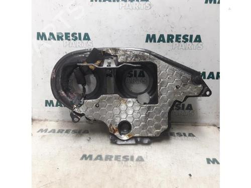 Couvercle de distribution ALFA ROMEO 156 (932_) 2.5 V6 24V (932A1) (190 hp) 31447072