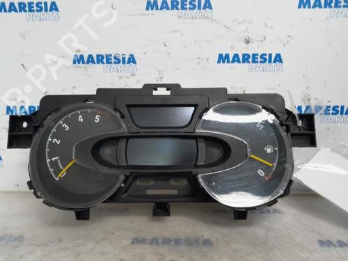 Used Instrument cluster OPEL VIVARO B Van (X82) 1.6 CDTI (05) (90 hp) 31460447