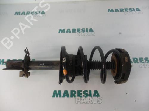 left-front-shock-absorber-renault-scenic-i-mpv-ja01_-fa0_-1999-2000-2001-2002-2003-2004-2005-2006-2007-2008-2009-2010-31427608 main image