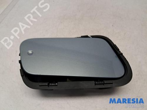 Used Fuel flap RENAULT ESPACE IV (JK0/1_) 2.0 (JK0K) (133 hp) 31429971