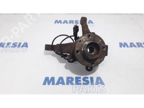 Used Left front steering knuckle DACIA LOGAN MCV (KS_) 1.6 16V (KS0L, KS0M, KS0P, KS1S) (105 hp) 31453102