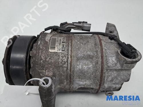 Used AC compressor RENAULT MEGANE IV Hatchback (B9A/M/N_) 1.2 TCe 130 (B9MR) (130 hp) 31500000
