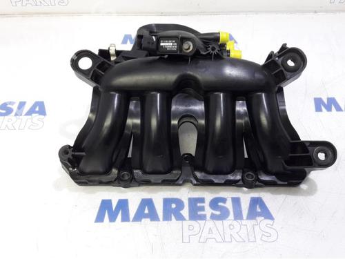 Used Injection rail PEUGEOT 308 SW I (4E_, 4H_) 1.6 16V (150 hp) 31468614