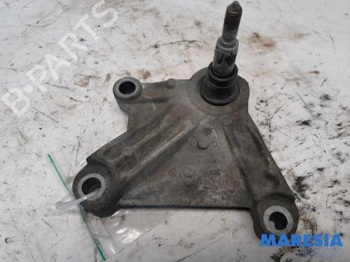 gearbox-mount-renault-grand-scenic-ii-jm01_-2004-2005-2006-2007-2008-2009-31405897 main image