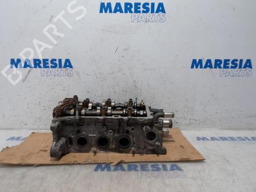 Used Cylinder head PEUGEOT 107 (PM_, PN_) 1.0 (68 hp) 31523367