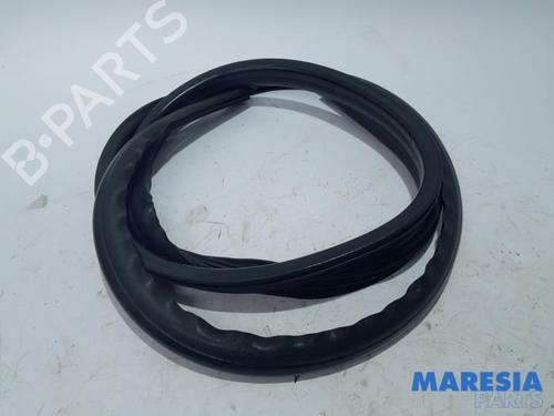 BP31454358C142 main image