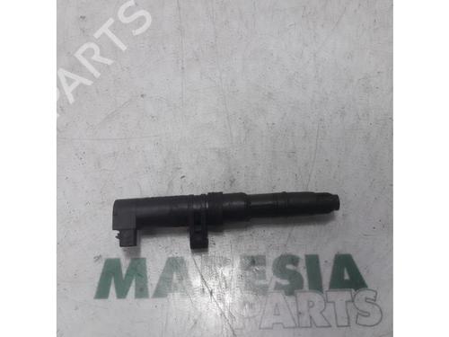 Used Ignition coil RENAULT SCÉNIC II (JM0/1_) 1.6 16V (JM1R) (112 hp) 31397721