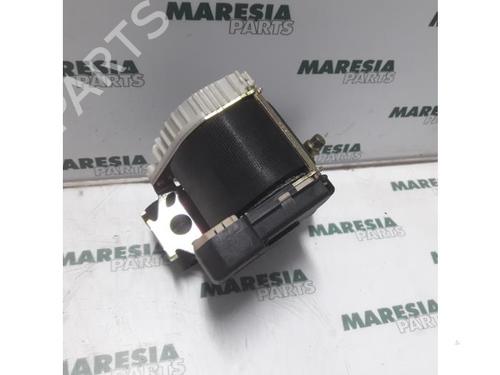 Used Front right seatbelt RENAULT KANGOO (KC0/1_) 1.5 dCi (KC08, KC09) (82 hp) 31521133