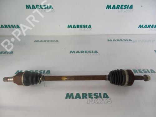 Used Left rear driveshaft RENAULT SCÉNIC I MPV (JA0/1_, FA0_) 2.0 16V RX4 (139 hp) 31461560