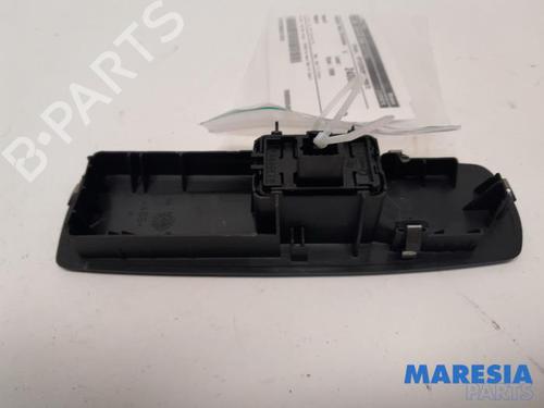 Switch RENAULT MEGANE III Coupe (DZ0/1_) 2.0 TCe (DZ0K) | BP31454350I30