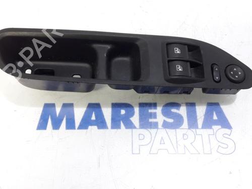 Used Switch FIAT TIPO Hatchback (356_, 357_) 1.4 (356HXA1B, 357) (95 hp) 31506966