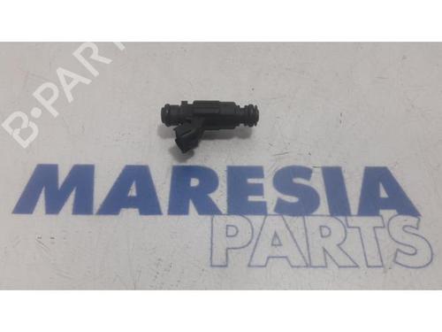 Used Injector PEUGEOT 208 I (CA_, CC_) 1.2 VTI 82 (82 hp) 31444610