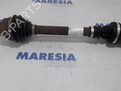 Right front driveshaft PEUGEOT 5008 (0U_, 0E_) 1.6 HDi | BP31469971M39