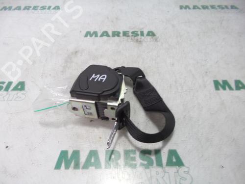 Used Rear center seatbelt ALFA ROMEO 159 (939_) 1.9 JTDM 8V (939AXE1B, 939BXE1B, 939BXH1B) (115 hp) 31429473