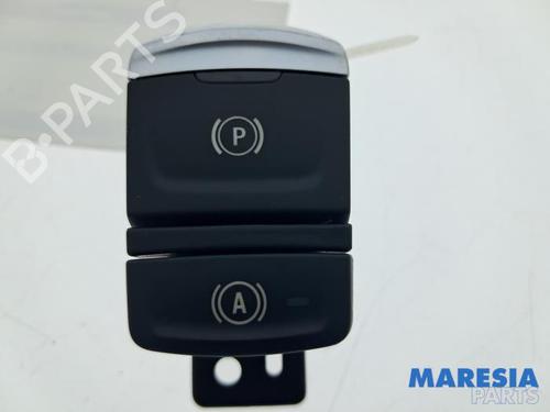 Kombi Kontakt / Stilkkontakt Kombi Kontakt / Stilkkontakt RENAULT CAPTUR II (HF_) TCe 160 (HFN1) (158 hp) 39932829 39932829