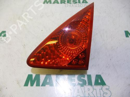 Used Right taillight PEUGEOT 3008 I MPV (0U_) 1.6 VTi (120 hp) 31508160