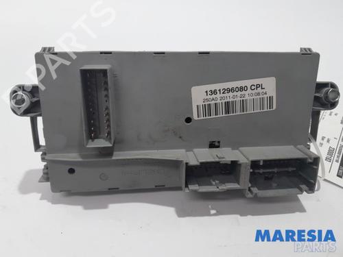 Fuse box FIAT DUCATO Van (250_) 100 Multijet 2,2 D | BP31515403E1